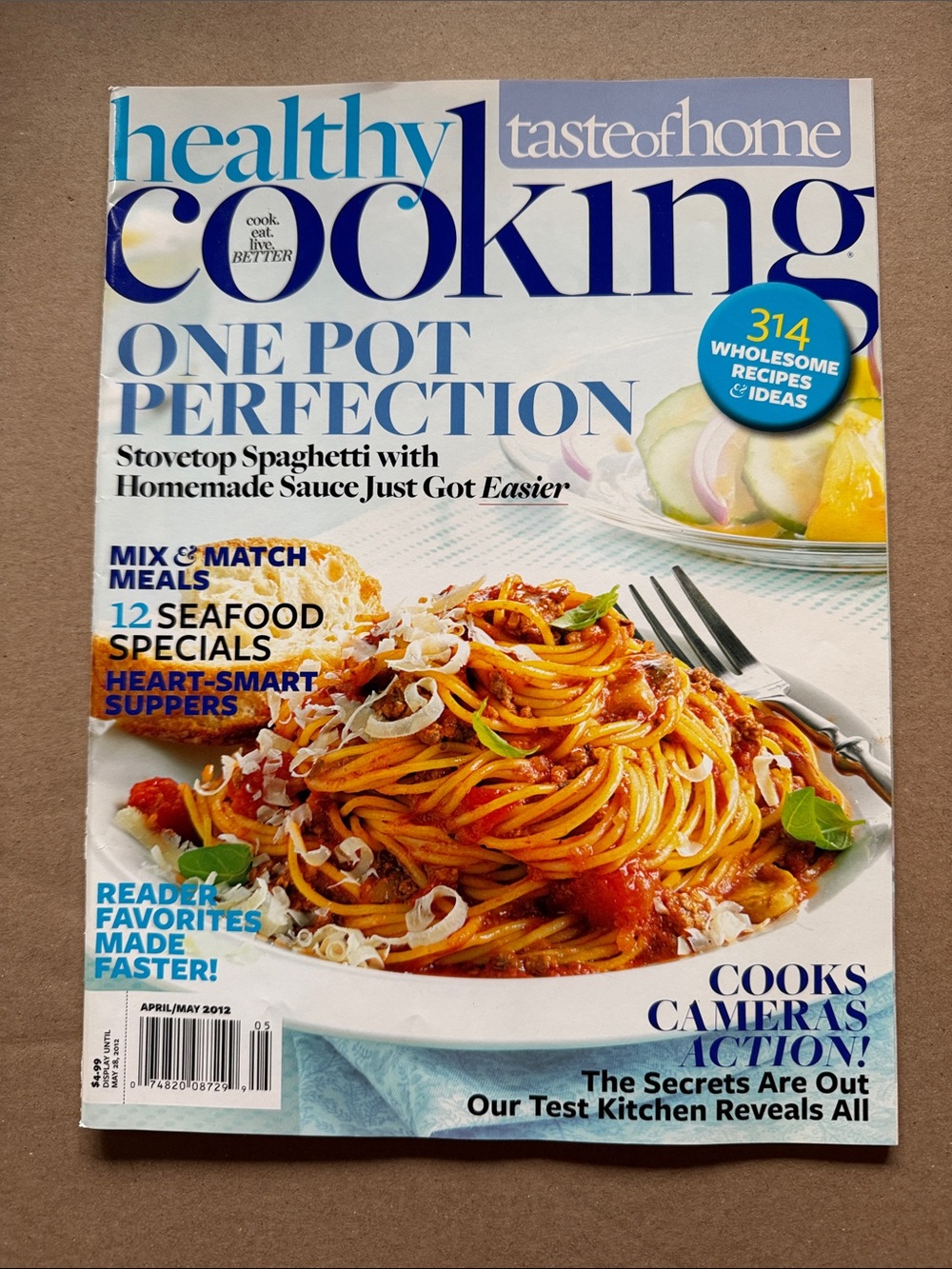 5/$15 Taste of Home Healthy Cooking Magazine - April May 2012
